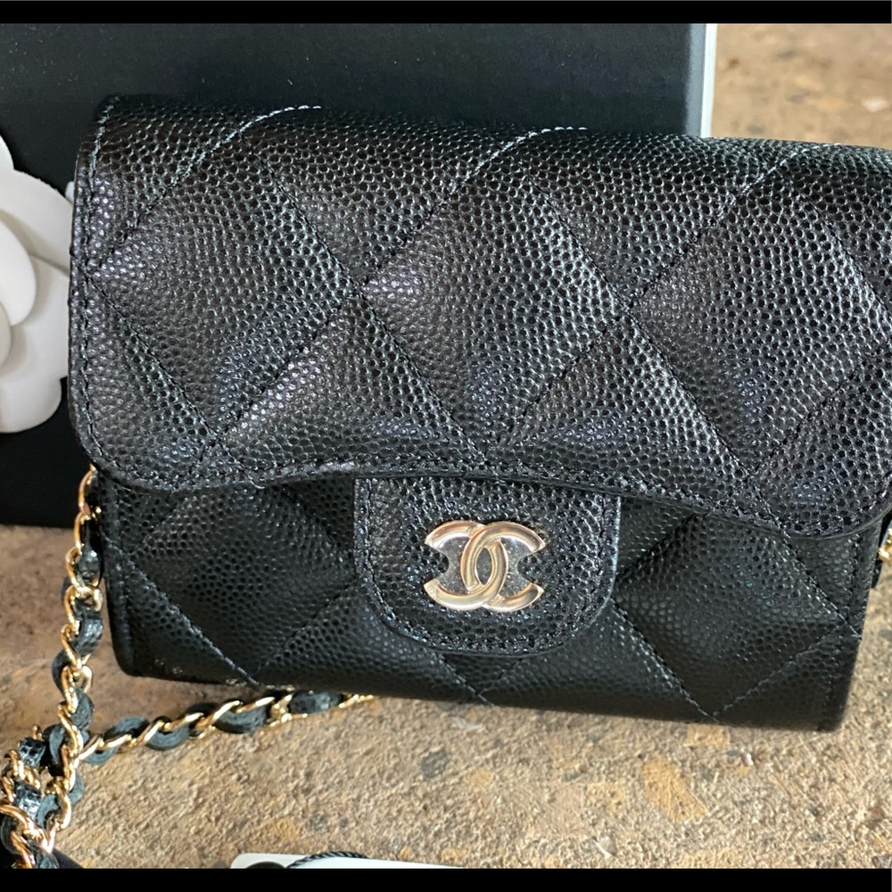 βSOLDβAuth Chanel caviar flap card w chain - Picture 9 of 10